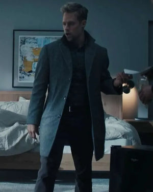 David-ODonnell-Reacher-S02-Grey-Coat