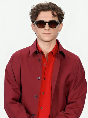 spider-man-new-day-nyc-tom-holland-red-jacket
