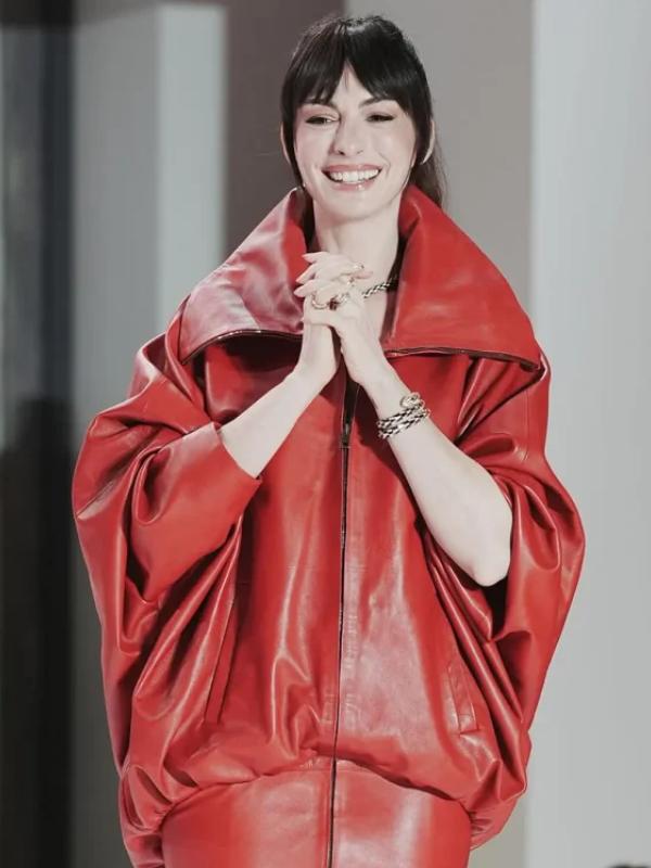 the-devil-wears-prada-2-seoul-premiere-anne-hathaway-jacket