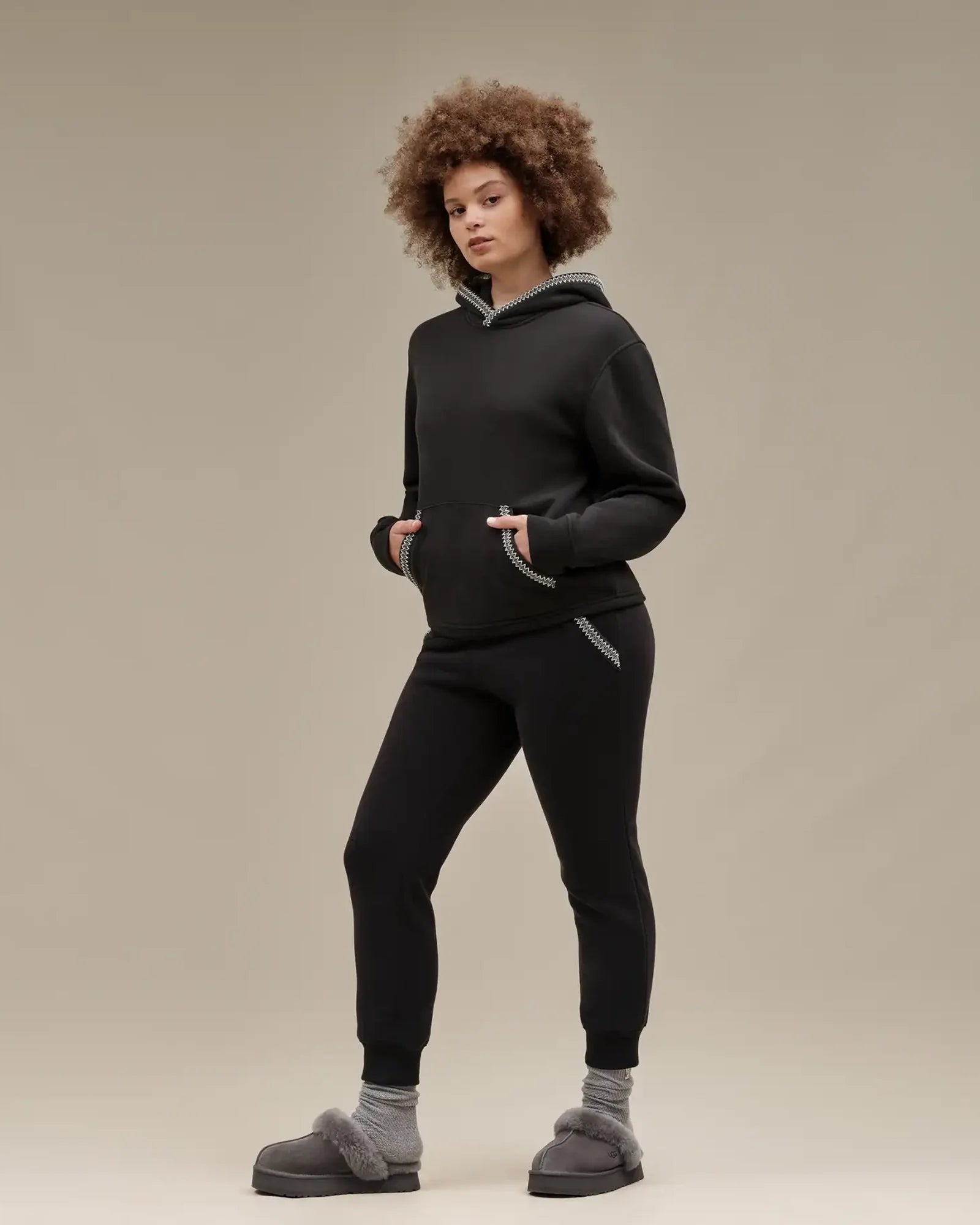 Ugg_Tasman_Hoodie_Black_For_Sale