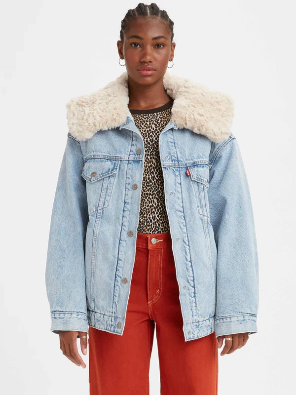 Womens-Levi-Jean-Jacket-With-Fur